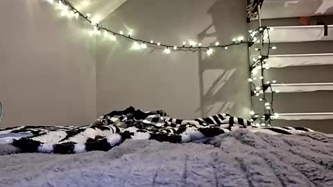 Snapshot of glizzy4u chatting on 10/06/25, 11:40 glizzy4u online show from 10/06/25, 11:40