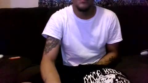 Snapshot of glly444 chatting on 03/02/26, 04:58 glly444 online show from 03/02/26, 04:58