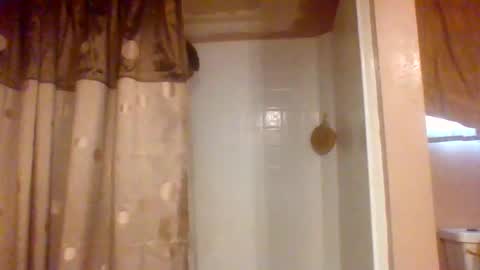 glong460763 online show from 02/01/25, 05:47