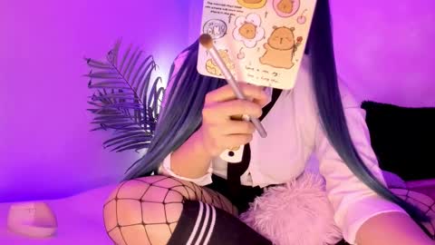 Mimi online show from 10/09/25, 05:44