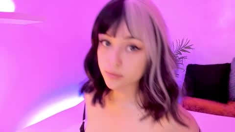 Snapshot of gloomydoll chatting on 01/12/26, 06:46 Mimi online show from 01/12/26, 06:46