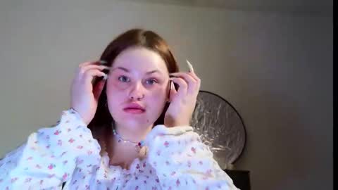 gloria_thomas online show from 02/05/26, 10:31