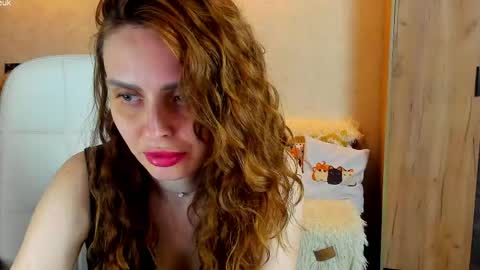 Gloria Wood online show from 04/30/26, 08:57