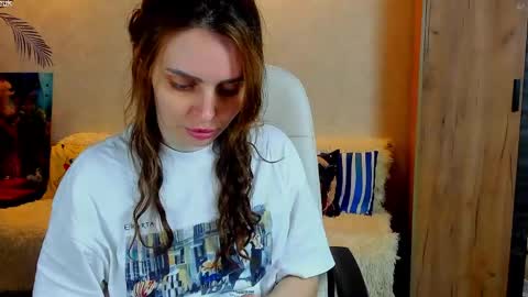 Gloria Wood online show from 05/06/26, 04:34