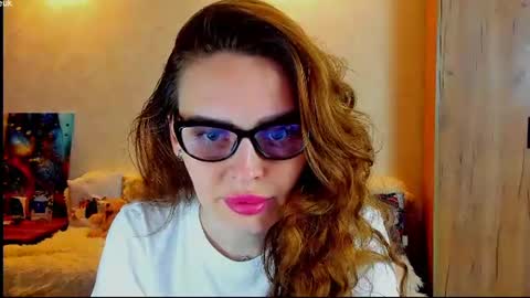 Snapshot of gloria_wood chatting on 07/11/26, 07:27 Gloria Wood online show from 07/11/26, 07:27