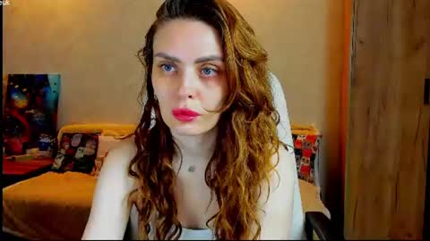 Snapshot of gloria_wood chatting on 07/22/26, 09:28 Gloria Wood online show from 07/22/26, 09:28
