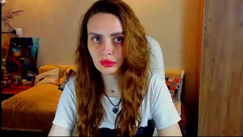 Snapshot of gloria_wood chatting on 07/23/26, 08:51 Gloria Wood online show from 07/23/26, 08:51
