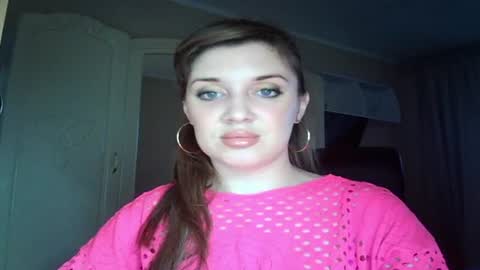 Snapshot of gloriashine chatting on 03/11/25, 03:56 gloriashine online show from 03/11/25, 03:56