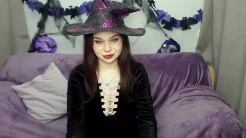 gloriyadre online show from 10/31/25, 06:03