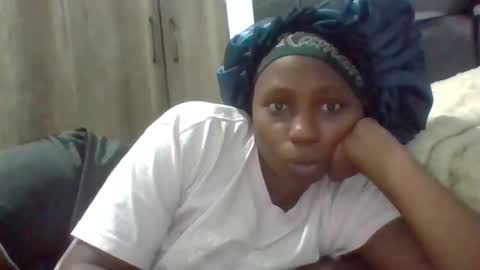 glossybae online show from 10/19/25, 04:29