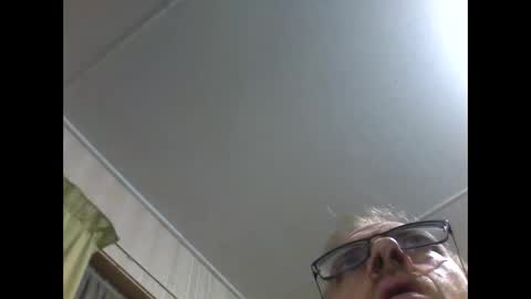 Snapshot of gmjavenger chatting on 10/12/25, 08:57 PencilDick online show from 10/12/25, 08:57