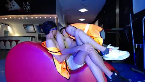 THOMAS AND DAMIAND online show from 01/28/25, 09:08