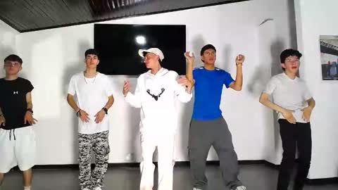 THOMAS AND DAMIAND online show from 09/19/25, 06:08