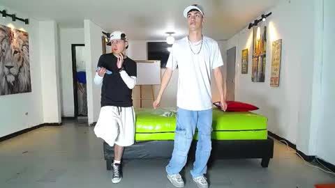 THOMAS AND DAMIAND online show from 11/18/25, 06:12