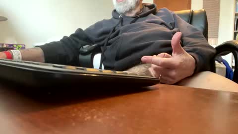 Snapshot of gngnxxx chatting on 01/07/26, 06:32 gngnxxx online show from 01/07/26, 06:32