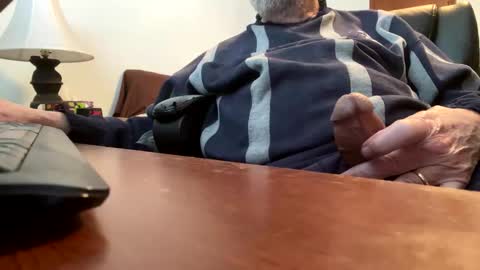 Snapshot of gngnxxx chatting on 02/20/26, 07:14 gngnxxx online show from 02/20/26, 07:14