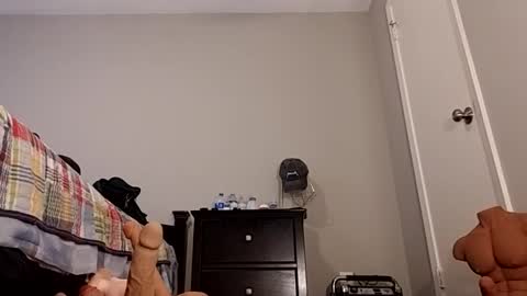 Snapshot of gobare1 chatting on 10/13/25, 08:53 gobare1 online show from 10/13/25, 08:53