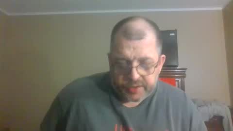 IDKIDCIDGAF online show from 04/25/26, 03:20