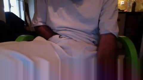 Snapshot of goblintheone chatting on 12/23/24, 04:06 goblintheone online show from 12/23/24, 04:06