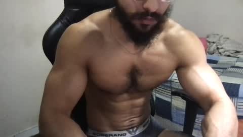 Snapshot of god_hunkules chatting on 12/31/24, 03:53 god hunkules online show from 12/31/24, 03:53