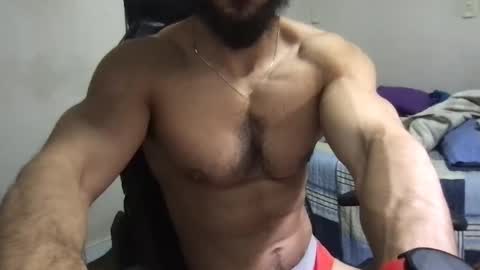 Snapshot of god_hunkules chatting on 01/01/25, 10:56 god hunkules online show from 01/01/25, 10:56