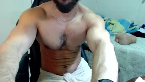 Snapshot of god_hunkules chatting on 09/25/25, 04:21 god hunkules online show from 09/25/25, 04:21