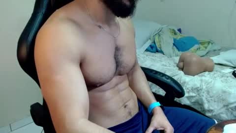 Snapshot of god_hunkules chatting on 10/01/25, 04:02 god hunkules online show from 10/01/25, 04:02