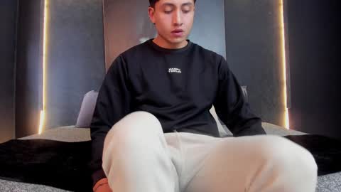 Snapshot of god_of_olympus1 chatting on 12/09/24, 12:40 steven online show from 12/09/24, 12:40