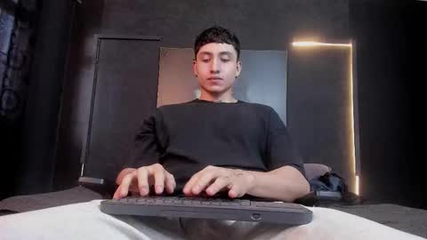 Snapshot of god_of_olympus1 chatting on 10/14/25, 11:11 steven online show from 10/14/25, 11:11