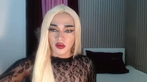 Snapshot of goddesdiane8inch chatting on 06/01/26, 01:35 D I A N N E online show from 06/01/26, 01:35