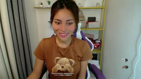 Snapshot of goddess_kendr chatting on 06/23/26, 11:36 kendra online show from 06/23/26, 11:36