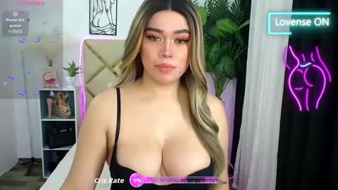 Snapshot of goddess_lykafox chatting on 05/09/26, 02:50 Lyka Fox online show from 05/09/26, 02:50