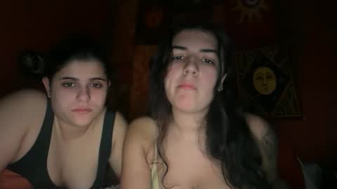 Snapshot of goddess_madii chatting on 12/15/25, 07:45 Madii online show from 12/15/25, 07:45