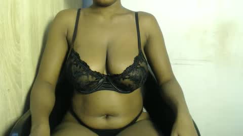 Snapshot of goddess_mellissa chatting on 03/24/26, 05:01 mellissa online show from 03/24/26, 05:01