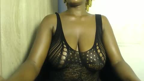 Snapshot of goddess_mellissa chatting on 05/09/26, 08:19 mellissa online show from 05/09/26, 08:19