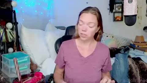 Snapshot of goddess_of_mars chatting on 07/07/26, 03:16 Patricia Mars Goddess of Mars twitter thegoddessmindy online show from 07/07/26, 03:16