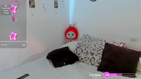 Snapshot of goddess_of_the_moon chatting on 12/27/24, 12:07 Andreas Moon online show from 12/27/24, 12:07