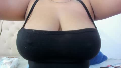 CHANELL online show from 02/22/25, 02:50