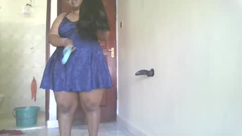 Snapshot of goddessebon chatting on 01/31/25, 11:56 shasha big online show from 01/31/25, 11:56