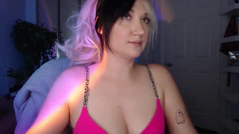 Goddess Emmy online show from 02/05/26, 04:50
