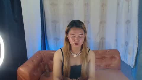 Snapshot of goddesses_slut247752 chatting on 03/18/26, 09:56 Ronel online show from 03/18/26, 09:56