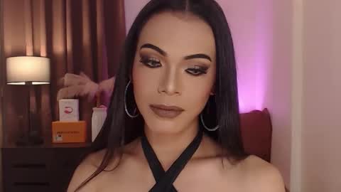 Snapshot of goddessmichaella chatting on 01/06/25, 07:52 Michaella online show from 01/06/25, 07:52