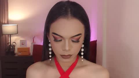 Snapshot of goddessmichaella chatting on 02/24/25, 10:26 Michaella online show from 02/24/25, 10:26