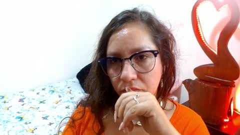  Naih Reyes online show from 12/22/24, 08:27