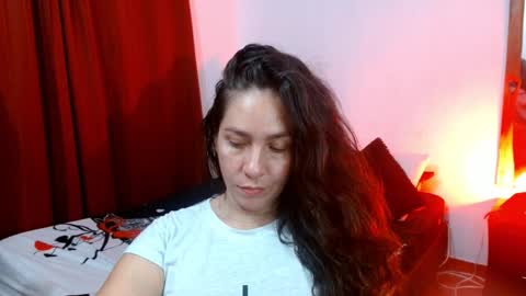  Naih Reyes online show from 01/28/25, 07:22