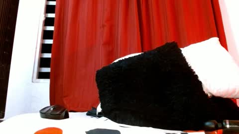  Naih Reyes online show from 02/21/25, 05:24