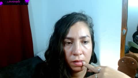  Naih Reyes online show from 03/04/25, 06:47