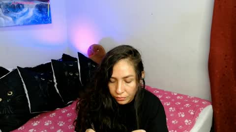 Snapshot of goddessnahi chatting on 04/06/26, 05:52 Naih Reyes online show from 04/06/26, 05:52