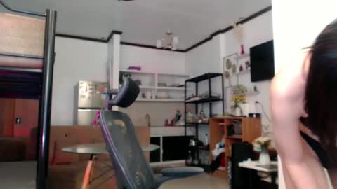 Snapshot of goddessofbigcock chatting on 02/21/25, 01:44 Eva online show from 02/21/25, 01:44