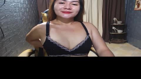 Snapshot of goddesstop chatting on 12/04/24, 10:13 MASTER online show from 12/04/24, 10:13